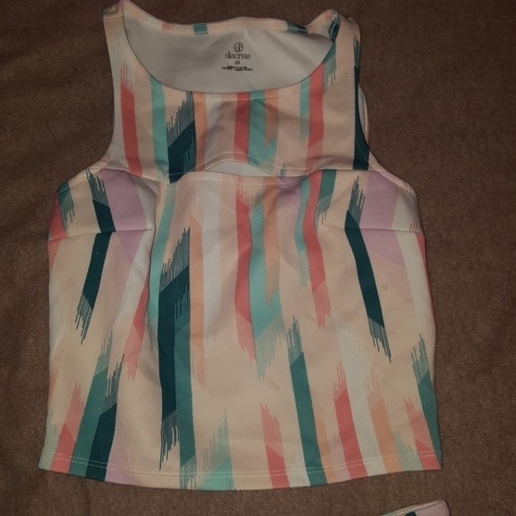 Decree Pink Geometric Skirt and Tank Top Set - Picture 8 of 13